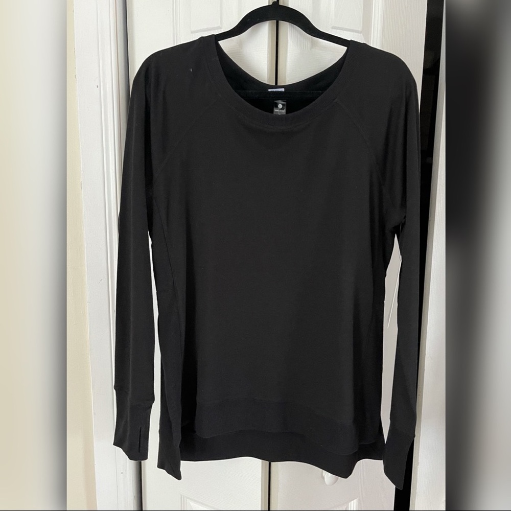 NWT Yogalicious black long sleeve shirt